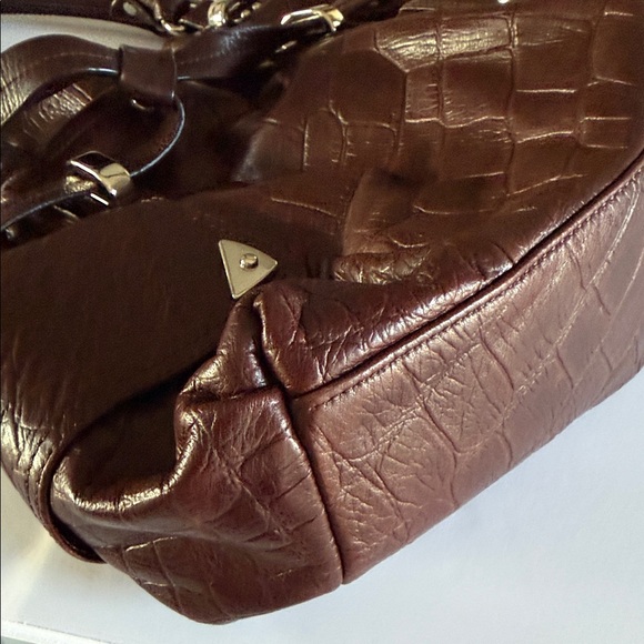 b. Makowsky Brown Shoulder Bag - Picture 8 of 10